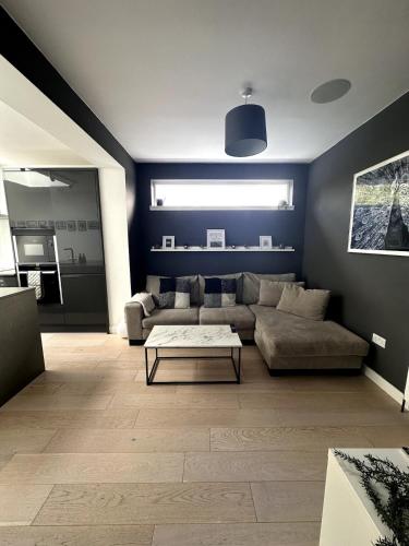 Kaimes Kip Stylish Edinburgh Five Bedroom Home in Murrayfield