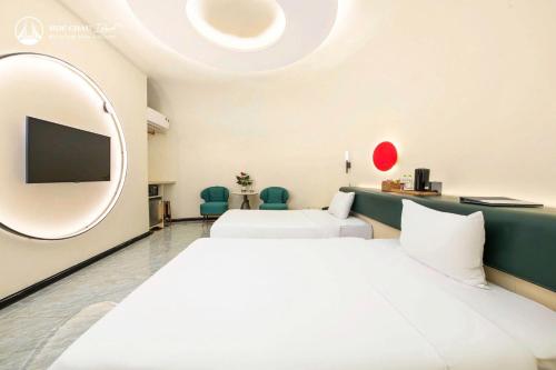 Twin Room image 1