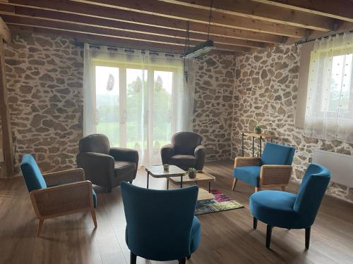 Grande maison conviviale in Neuvic-Entier