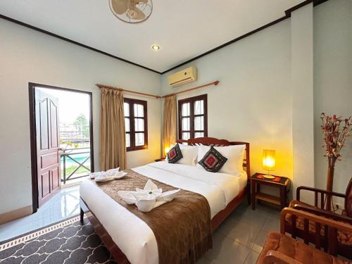 Deluxe Double Room with Balcony room in Anlan Hotel