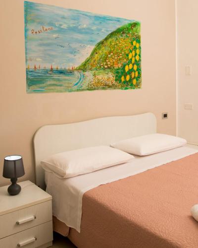 Double Room image 6