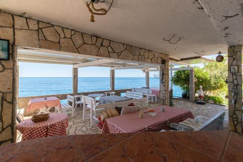 Vila Dora in Dobra Voda