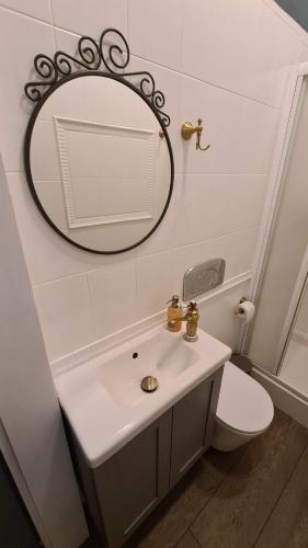 Bright 2-BDRM - Stunning Views - Sofia Center, Sofia (photo 4)