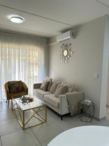 Apollo, Sandton