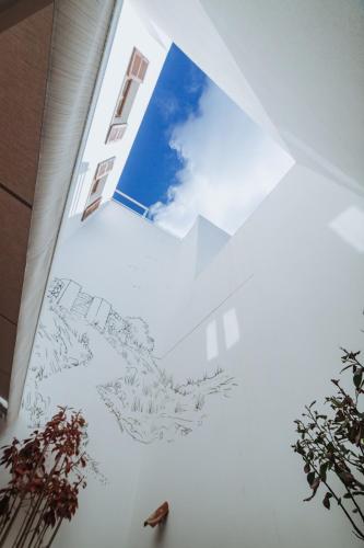 Double Room with Patio image 9