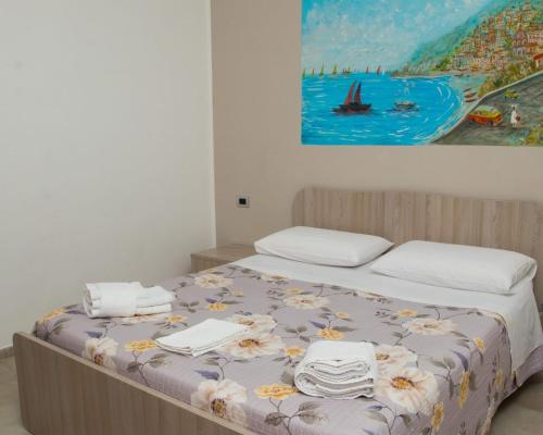 Quadruple Room image 8