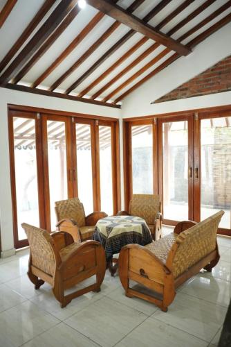 Joglo Turen Villa