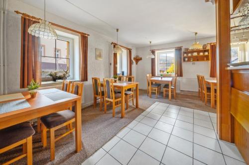 ห้องส่วนกลางสำหรับนั่งเล่น/ดูทีวี, Chalupa u Rohlíků (Chalupa u Rohliku) in เรชเตย์น