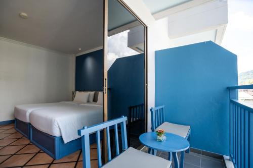 room detail thumbnail 0