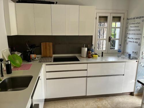 Nice villa with a garden in เอล ปาไรโซ