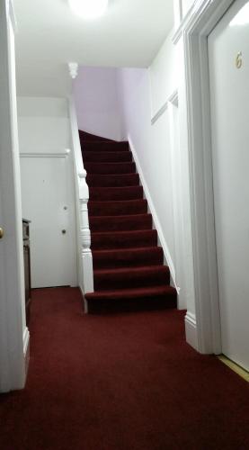 South Rising Guest House - image 5