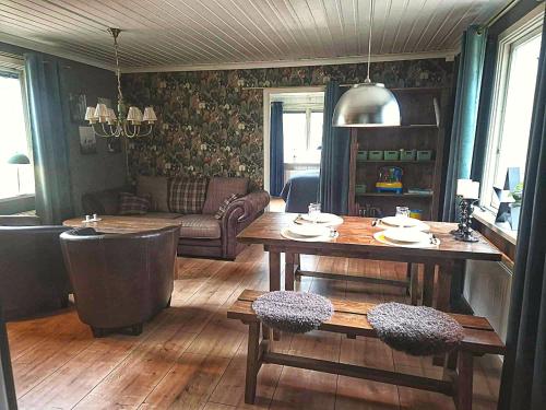 Peaceful space in the midst of forest in 에발뤼케