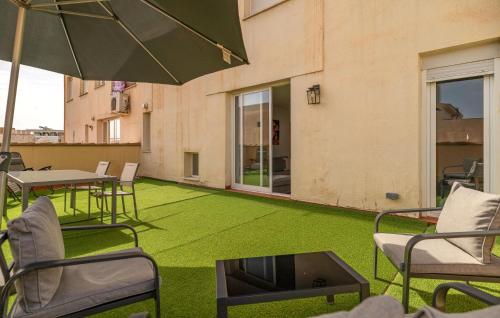 3 Bedroom Lovely Apartment In Torremolinos - image 2