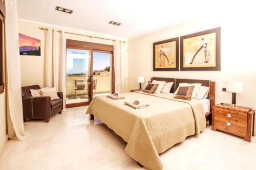 Casa Orquídea - Luxury 4 bedroom Villa (Casa Orquidea - Luxury 4 bedroom Villa) in เอล ราฟาเลต