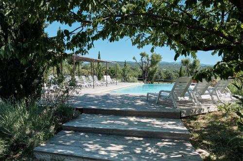 Les Maisons De Chante Oiseau chambre d'hôte Pierrerue