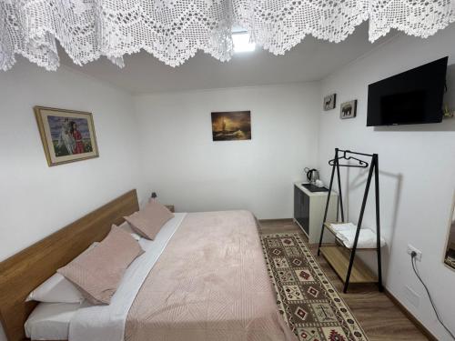 Double17 Apartaments, Gjirokastra (Foto 4)