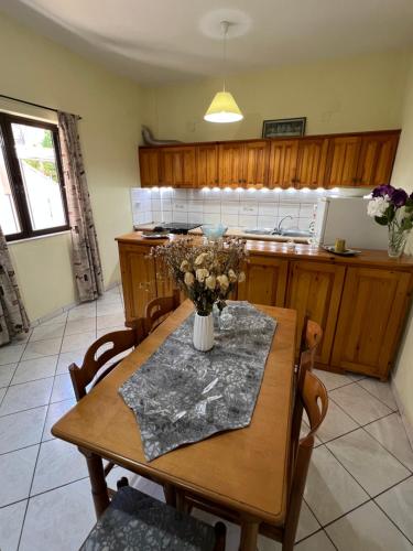 Village Apartment in 마라티아스 (포키스)