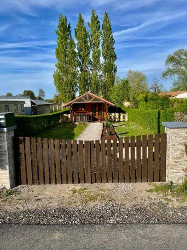 Ümbrus, Le petit chalet in Bremes