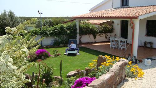 Rustico in campagna a pochi minuti dal mare gîte à louer Calasetta
