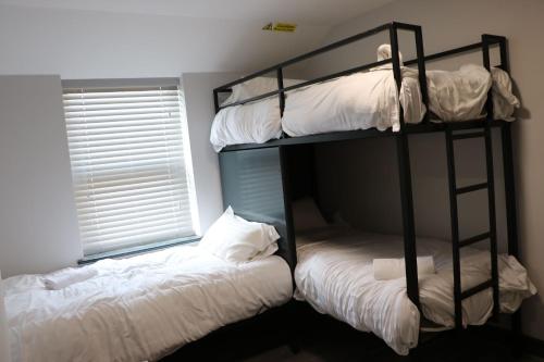 80 Anfield house, Liverpool (photo 6)