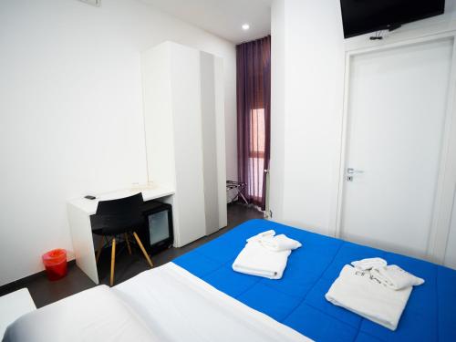 Amuri Room&Suite – Palermo, CA