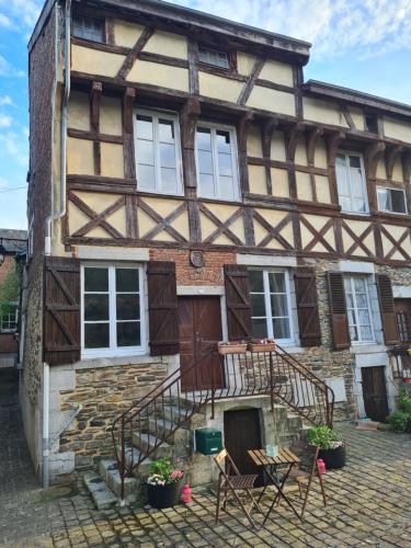 Maison espagnole du XVIème siècle gîte à louer Revin