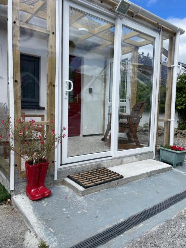 Marta Studio Apartment in Еністімон