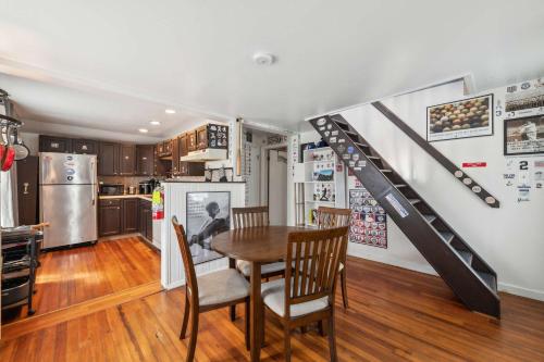 Cozy Milford Cottage on Half Acre w Deck & Grill in Milforda (NY)