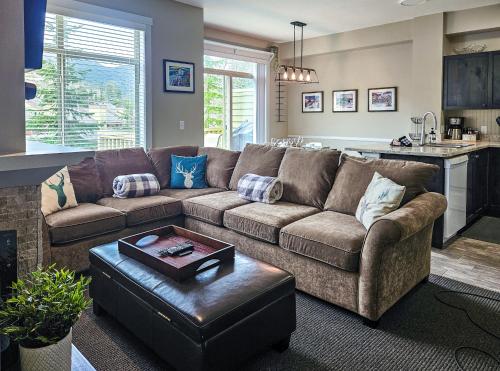 Aurora Townhomes by StayIn in พาโนรามา (BC)