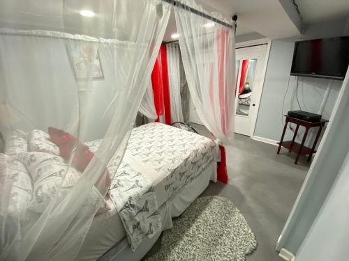 Nice 2 Bedrooms apartment at 15 minutes to New York excellent bus transportation in North Bergen, USA