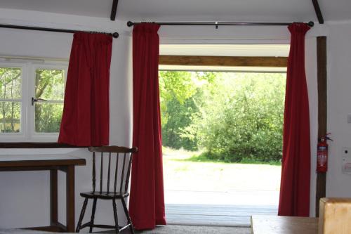 Vaade, Buzzard's Nest Glamping Oak in Higher Wambrook