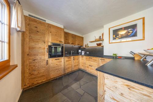 Chalet L'echappee belle in Bagnes City Center