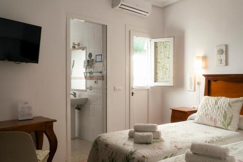2 twin beds