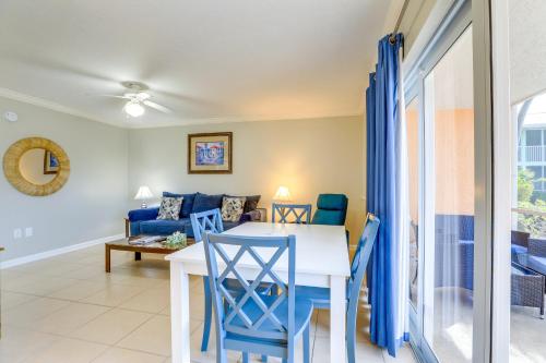 Sunlit Longboat Key Escape with Private Resort Beach in Longboat Key, USA