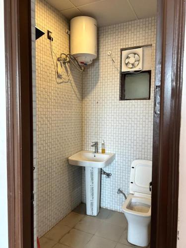 2BHK flat in Rishikesh Divine Home- Kaphal Nest, Rišikéš (fotografie 8)