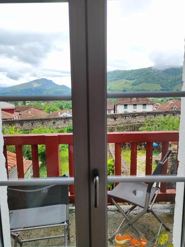 Auberge du Pèlerin Gîte de charme en pierre avec vue sur les montagnes (Auberge du Pelerin Gite de charme en pierre avec vue sur les montagnes) in Saint-Jean-Pied-de-Port