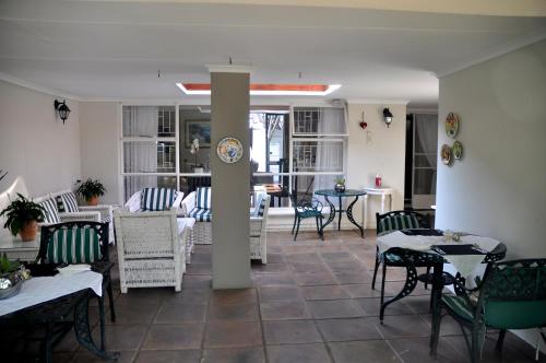 Jagatud salong / TV-ala, Rosebank Lodge Guesthouse by Claires near Zoo Lake Park