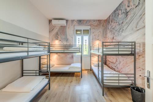 Hostel Colors Of Adriatic - Youth Only in Сплит