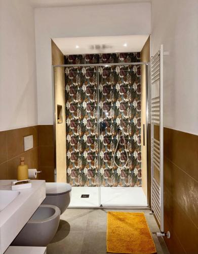 淋浴間, OrangeSun Holiday Home con parcheggio in 馬薩盧布倫塞