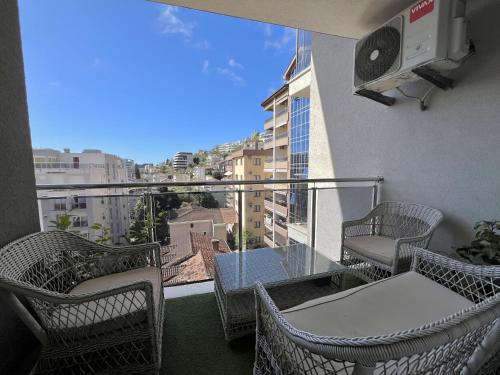 One-Bedroom Apartment image 10