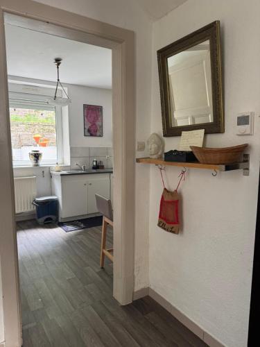 에피날 200 m centre ville maison mitoyenne avec place de parking gratuite 4성급 싱글룸 외관