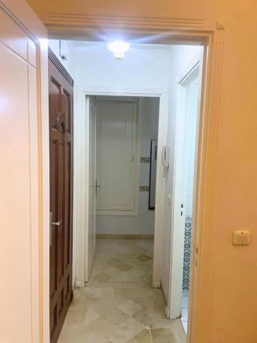 Studio Meublé au Rez-de-chaussée Ennasr Tunis Rue Hedi Nouira (Studio Meuble au Rez-de-chaussee Ennasr Tunis Rue Hedi Nouira) in Ennasr