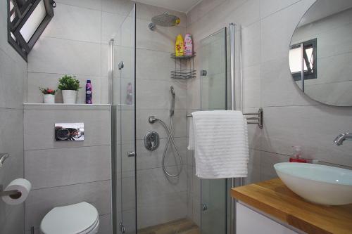 פינת הקסם in Kiryat Breslav