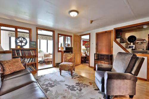 Swiss Farm Inn in Pittsfield, USA