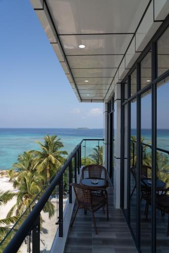 Uitzicht, Wings by Hawks Hotel Kamadhoo Baa Atoll in Baa Atoll