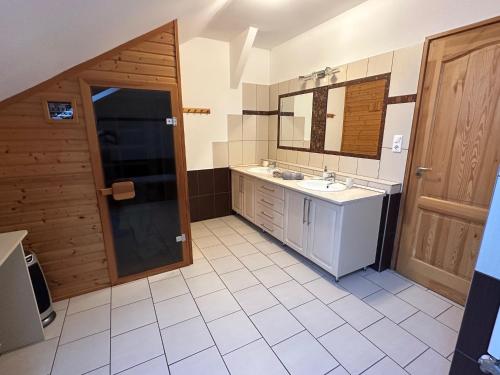 Arviz Apartman in Eszaki Varos