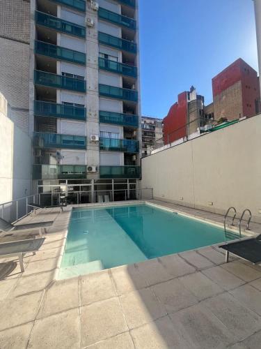 Centrico y moderno duplex con piscina al aire libre