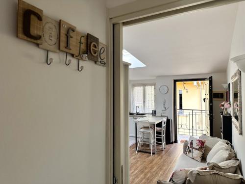 Two-room apartment 15 minutes from the Duomo 5