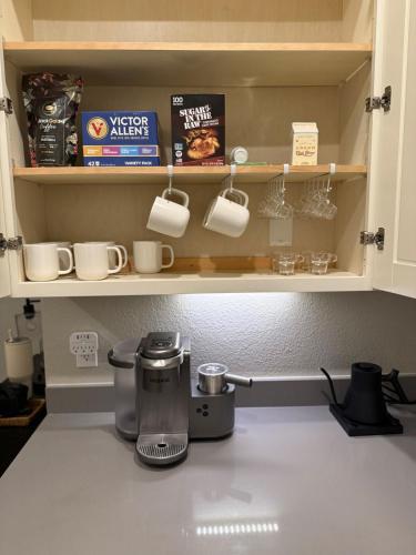 Entire home in Sacramento, California, United States in Alkali Flat