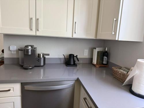 Entire home in Sacramento, California, United States in Alkali Flat